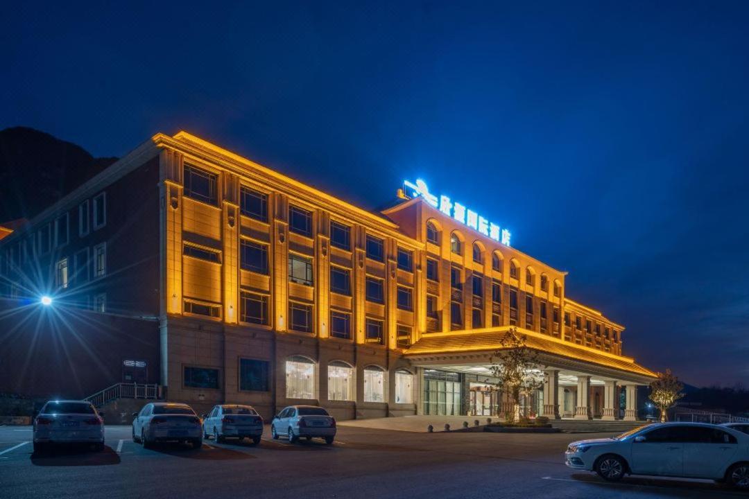 Huashan Xinghe International Hotel Huayin Exterior photo