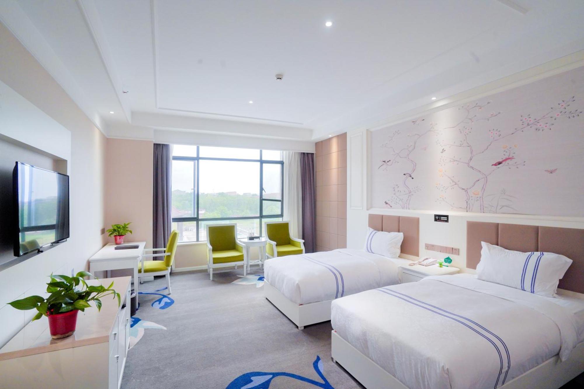 Huashan Xinghe International Hotel Huayin Exterior photo