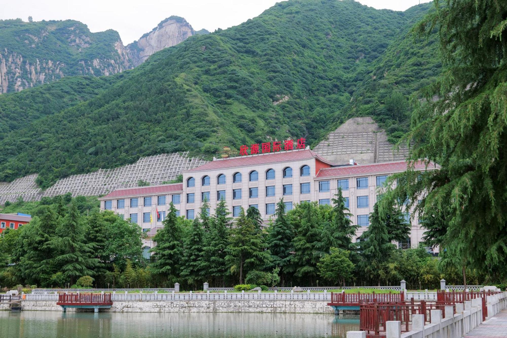 Huashan Xinghe International Hotel Huayin Exterior photo